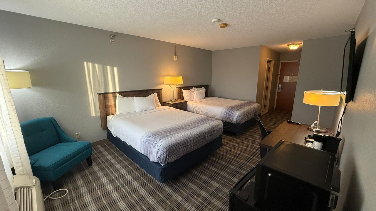 Photo of Bedroom in Minot