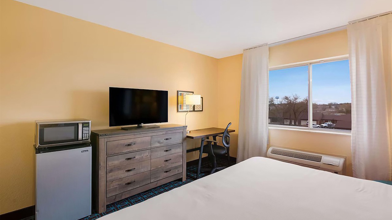 Photo of Bedroom in Minot