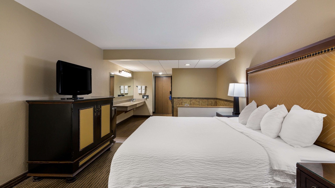 Photo of Bedroom in Minot