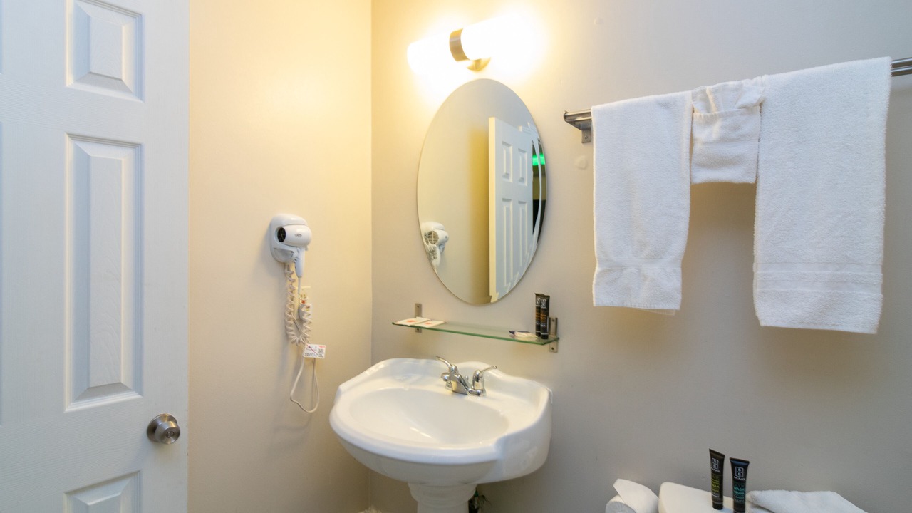 Photo of Bathroom in Northwest San Pedro