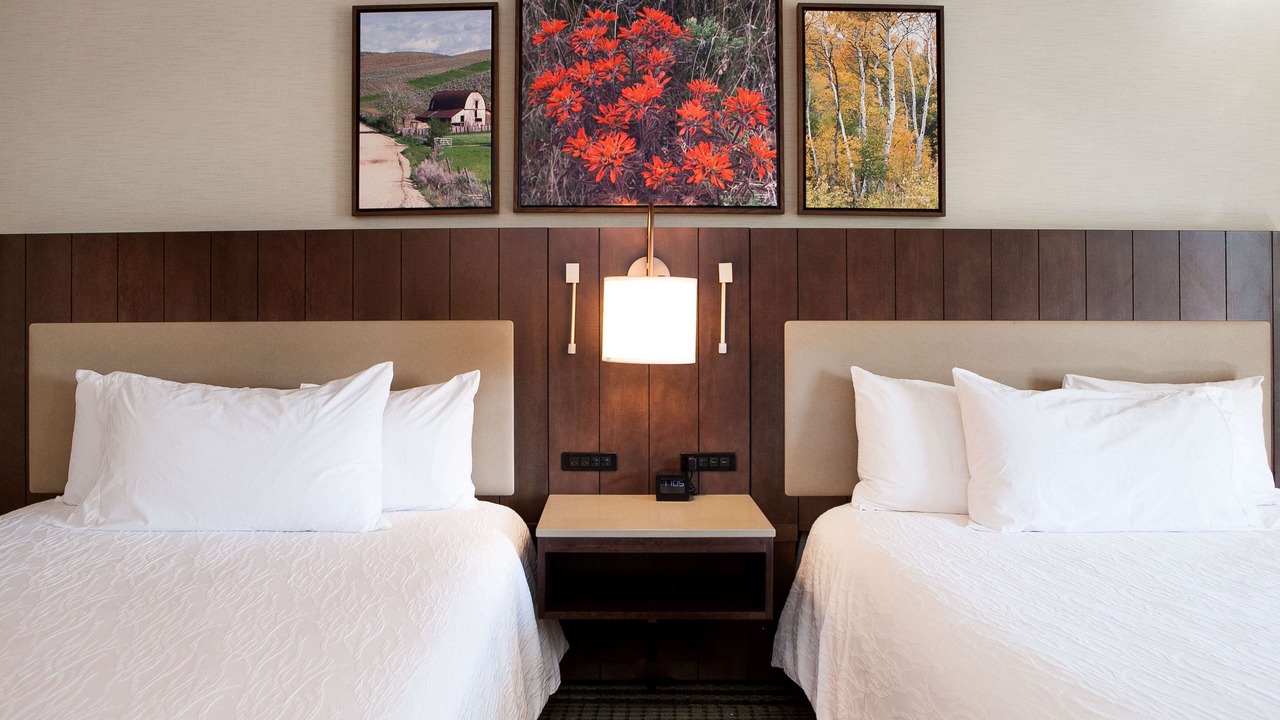 Photo of Bedroom in Eagle