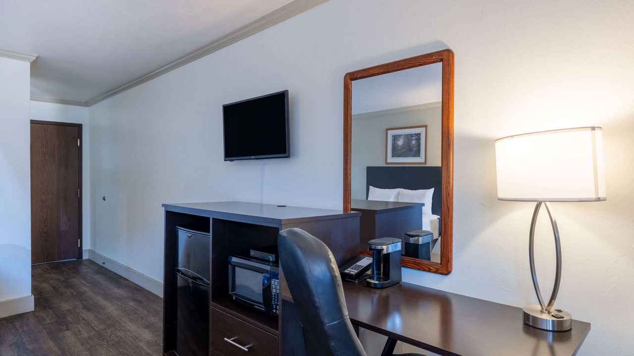 Photo of Bedroom in Livingston