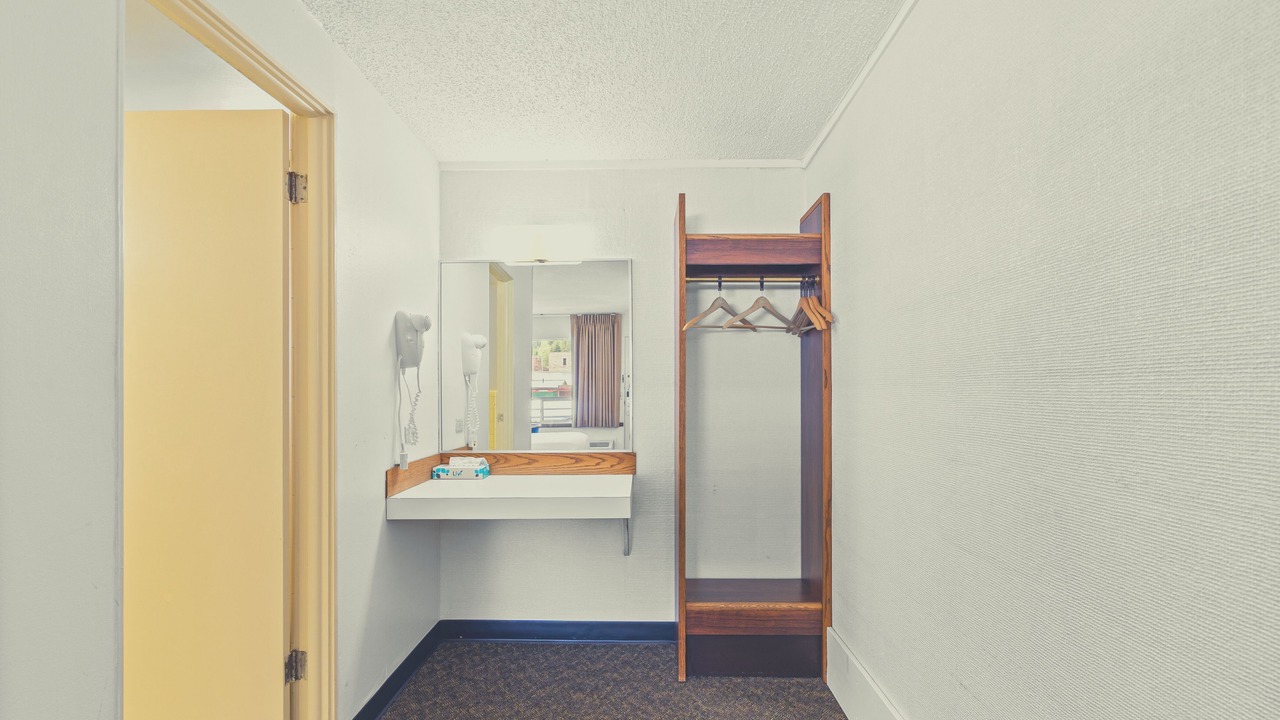 Photo of Bedroom in Wallace
