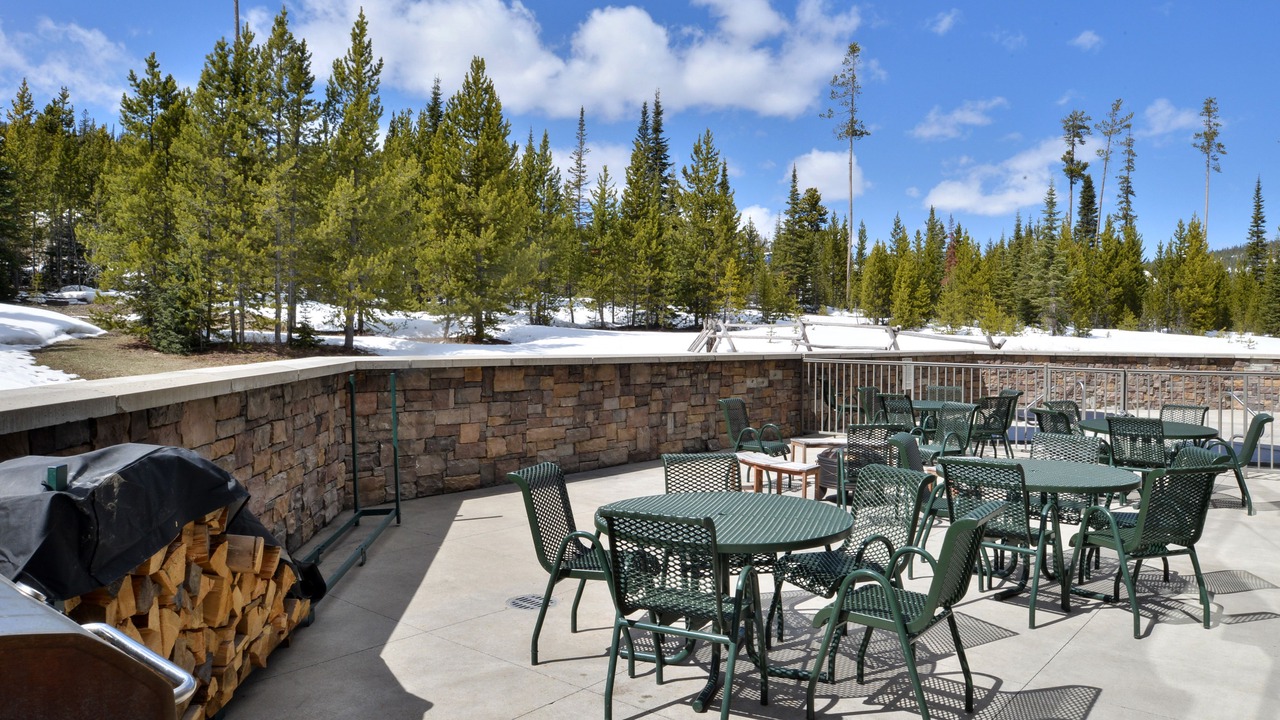 Photo of Patio Balcony in Big Sky