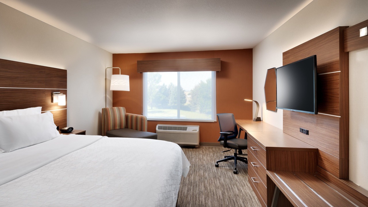 Photo of Bedroom in Lockwood