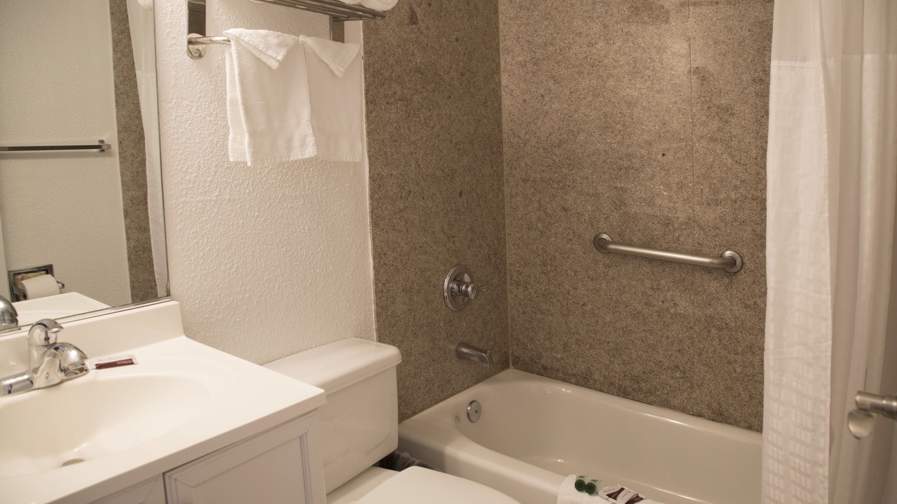 Photo of Bathroom in Little Italy