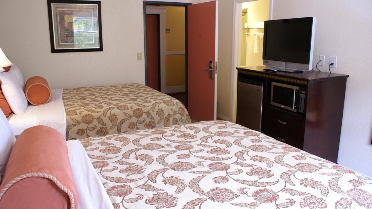 Photo of Bedroom in Little Italy