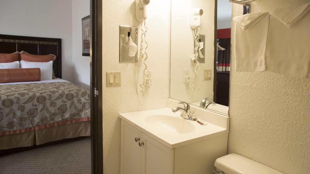 Photo of Bathroom in Little Italy