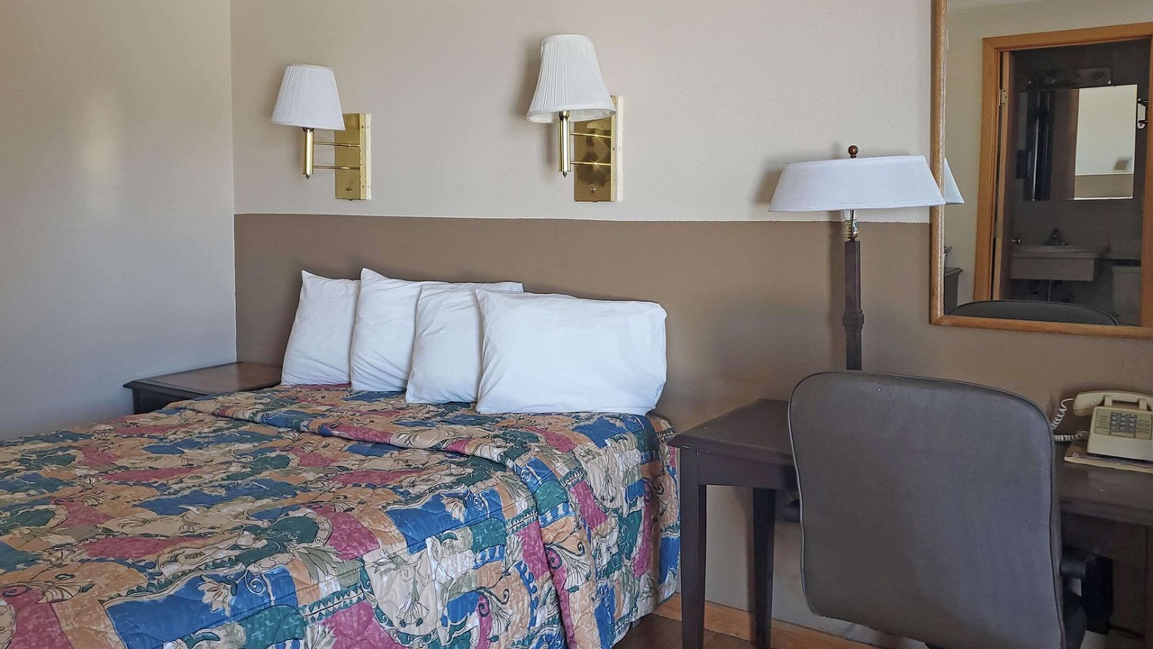 Photo of Bedroom in Buffalo