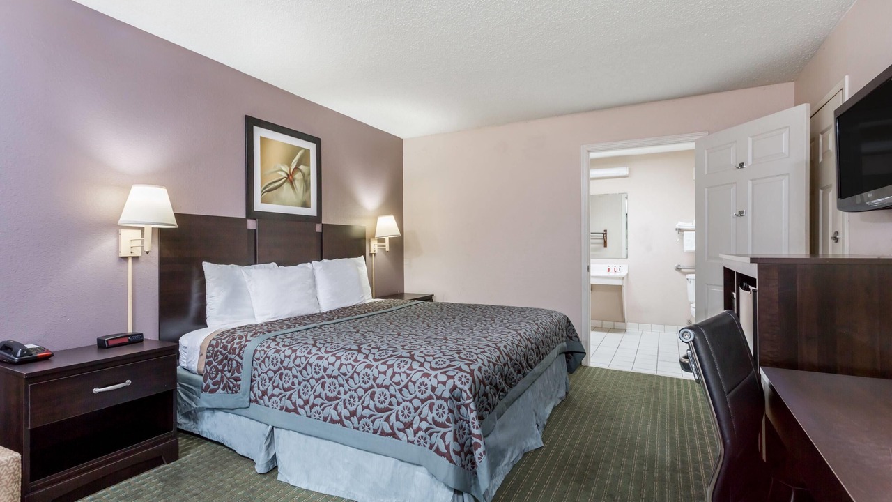 Photo of Bedroom in Lugoff
