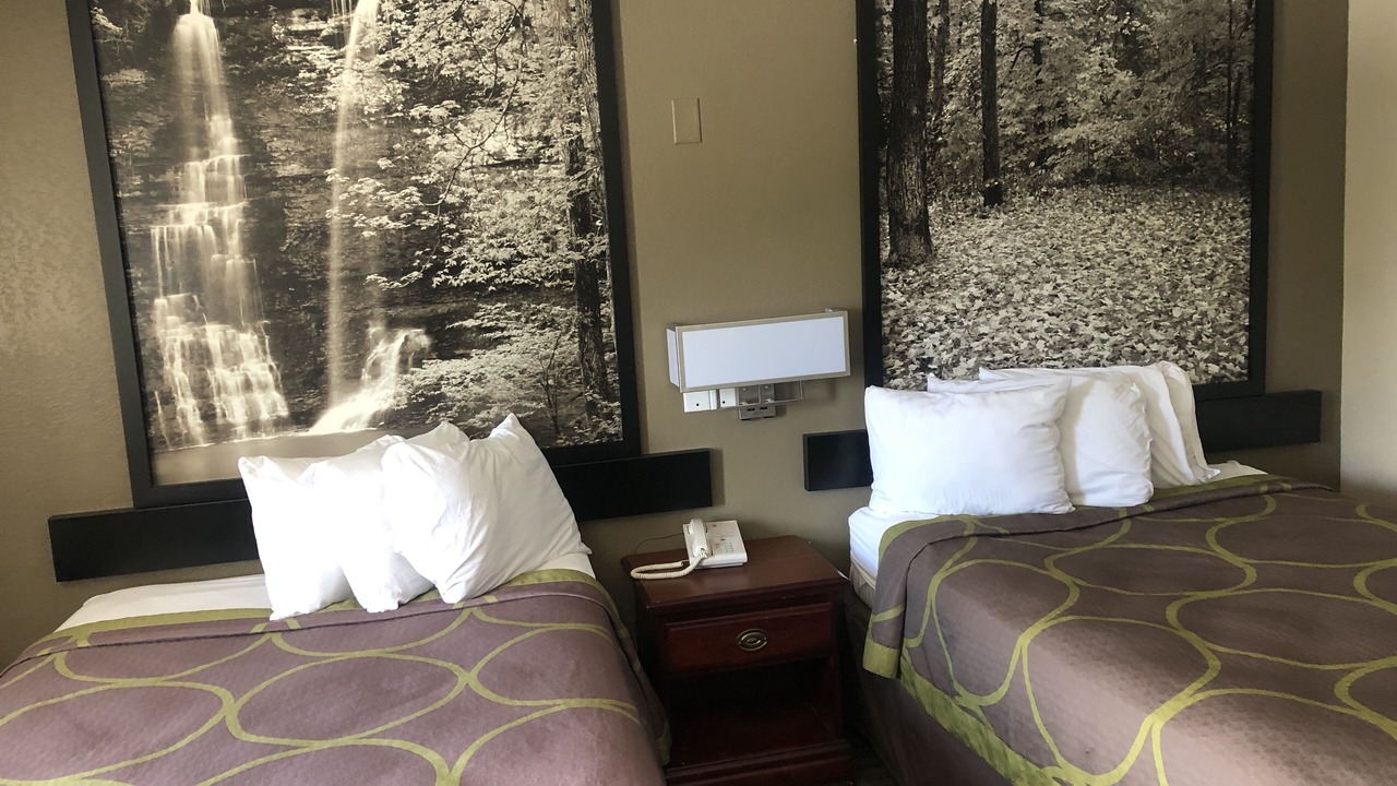 Photo of Bedroom in Neosho