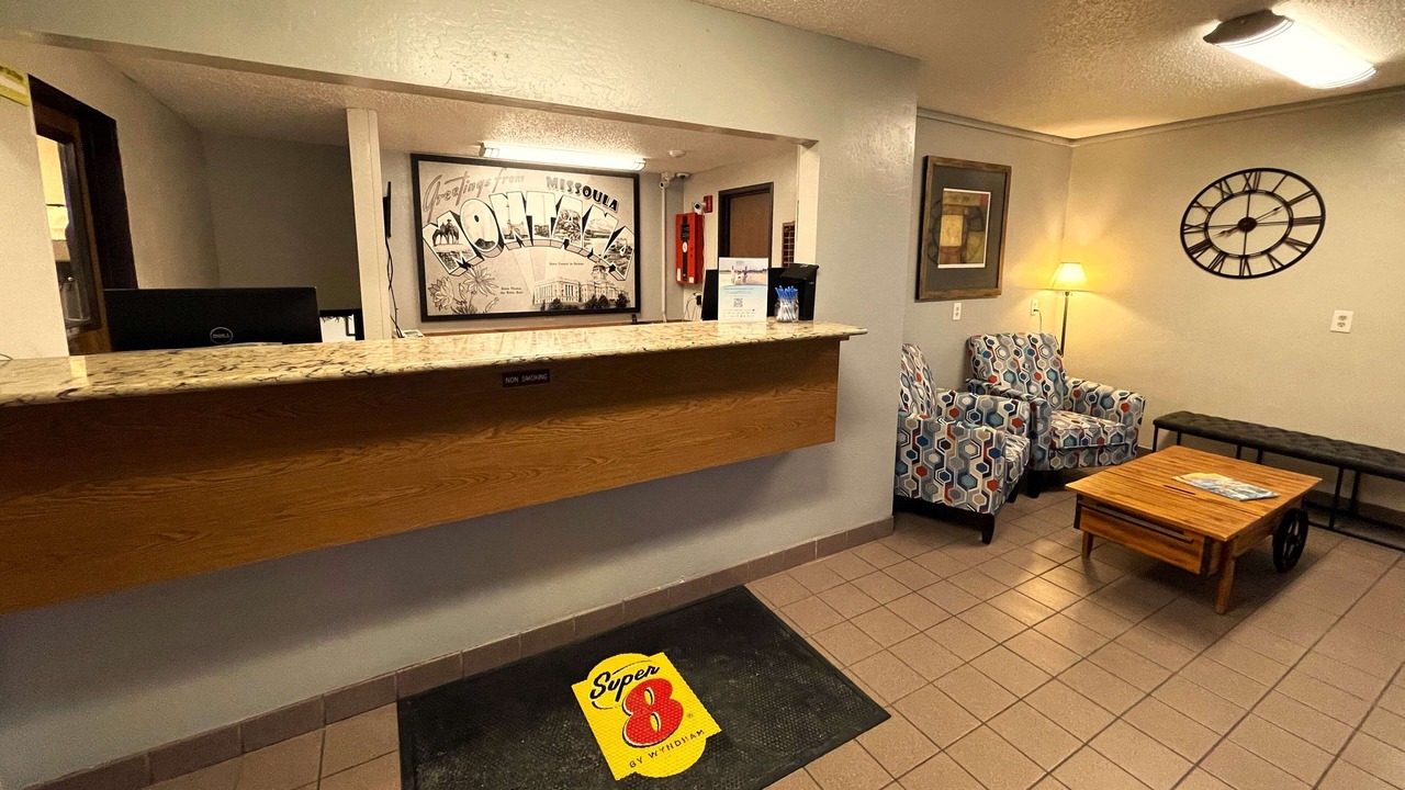 Photo of Livingroom in Franklin to the Fort
