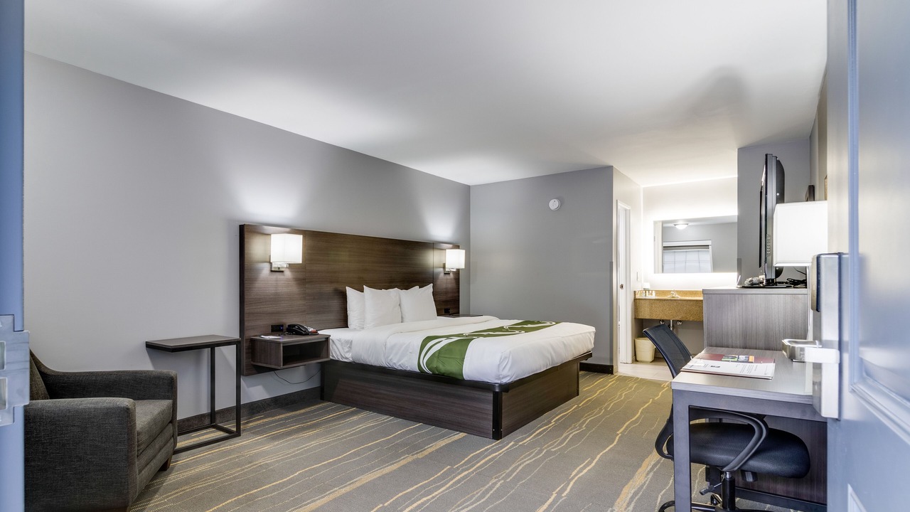 Photo of Bedroom in Kodak