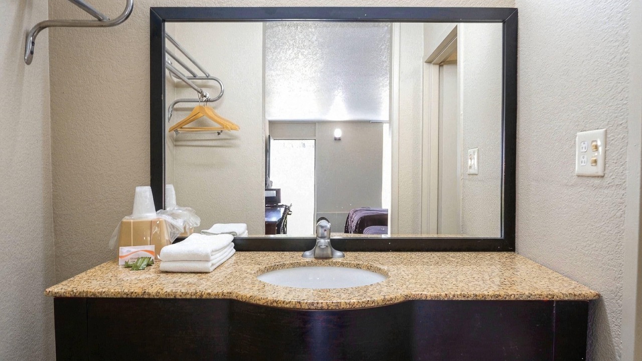 Photo of Bedroom in Monroe