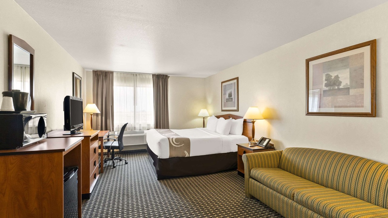 Photo of Bedroom in Cheyenne