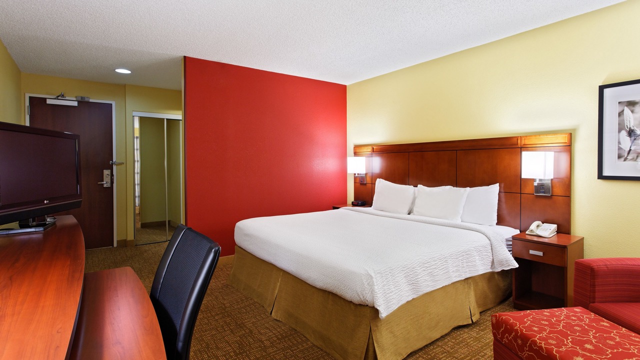 Photo of Bedroom in Brookhollow