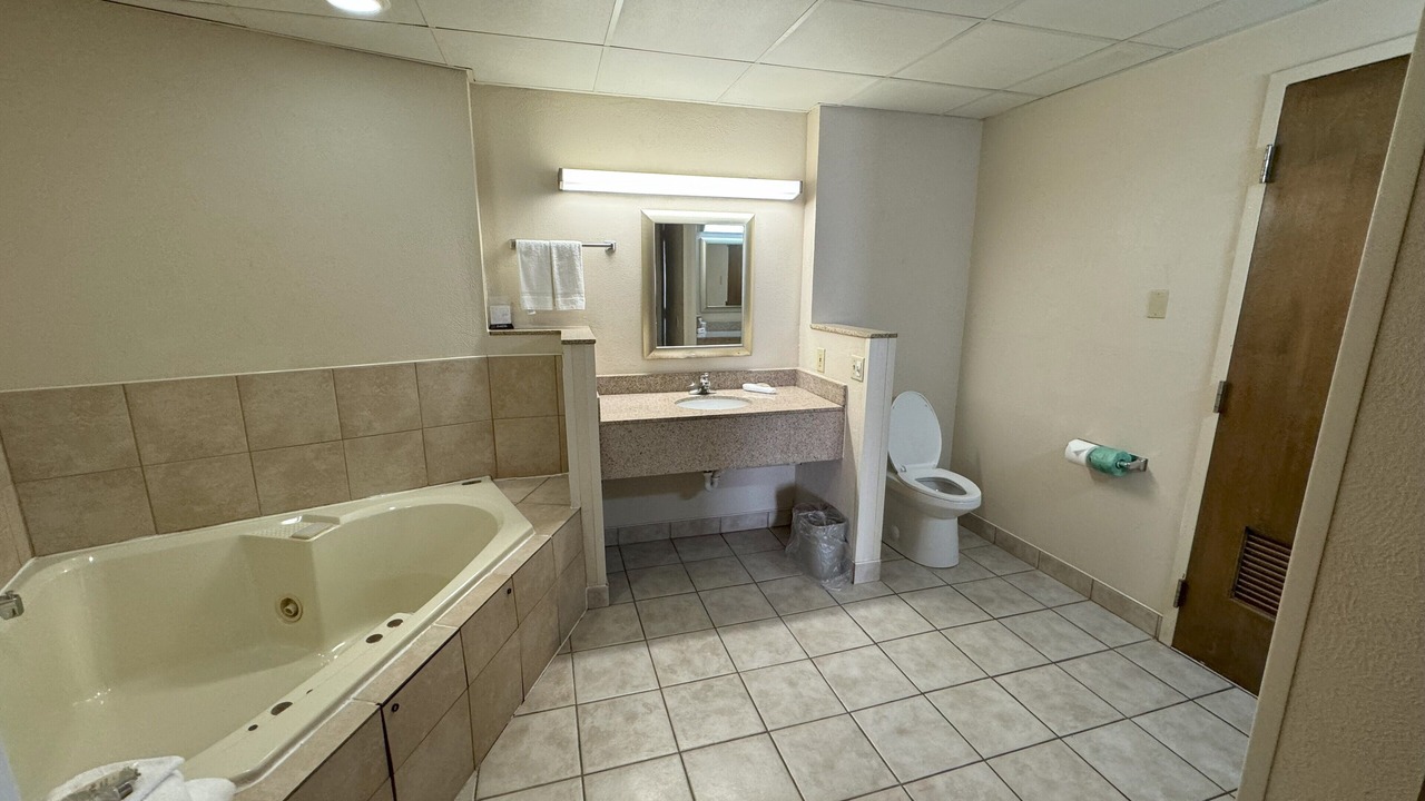 Photo of Bathroom in Elyria