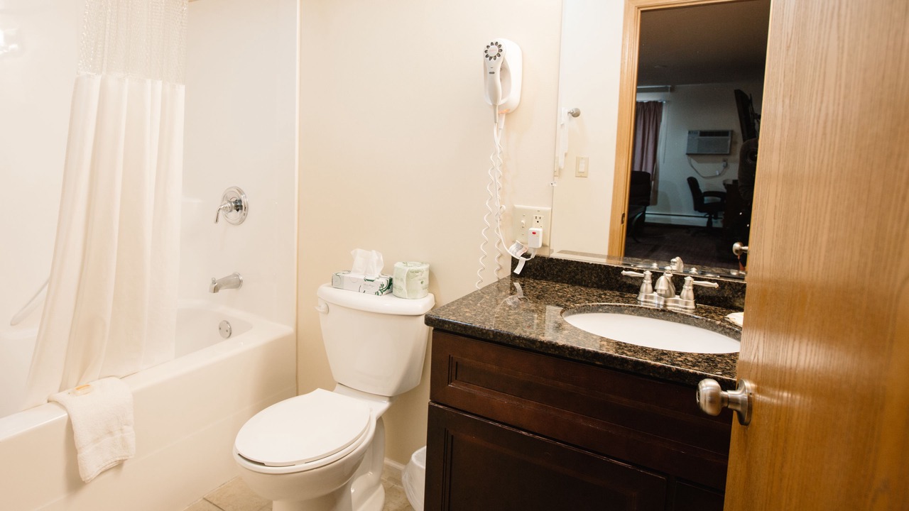 Photo of Bathroom in Minot