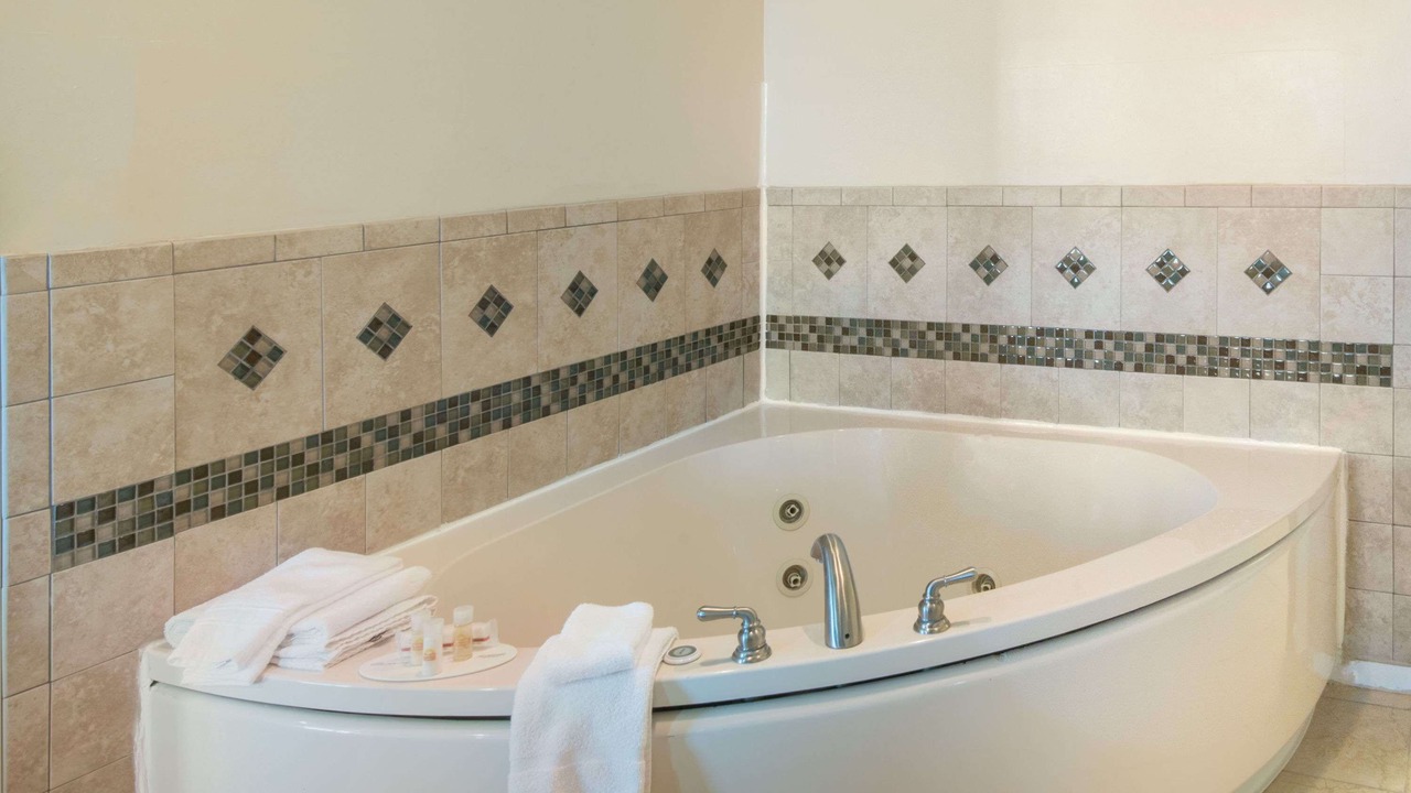 Photo of Bathroom in Minot