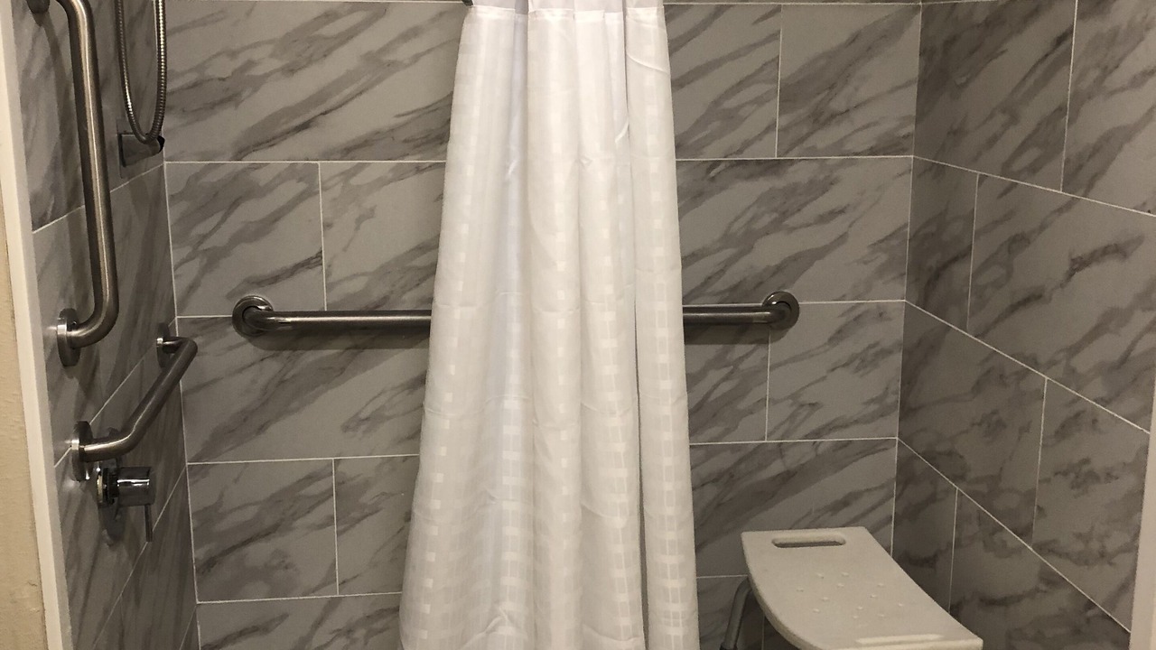 Photo of Bathroom in Grove City