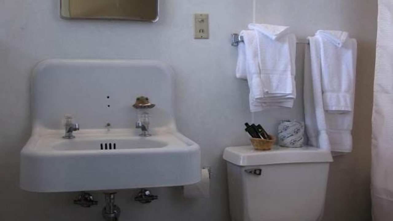Photo of Bathroom in East Glacier Park Village