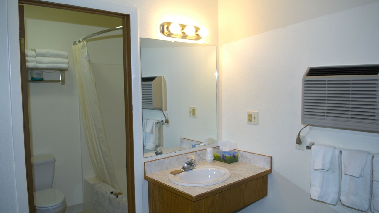 Photo of Bathroom in Cascade