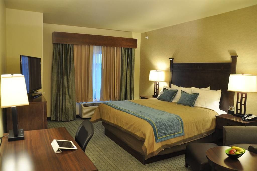 Photo of Bedroom in Watford City