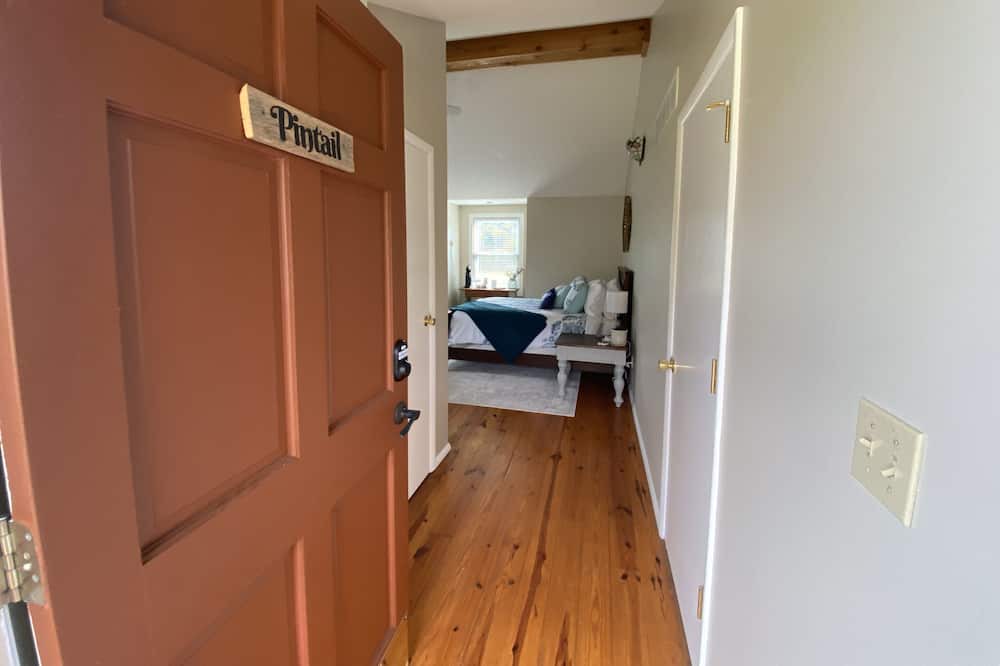 Photo of Bedroom in Metamora