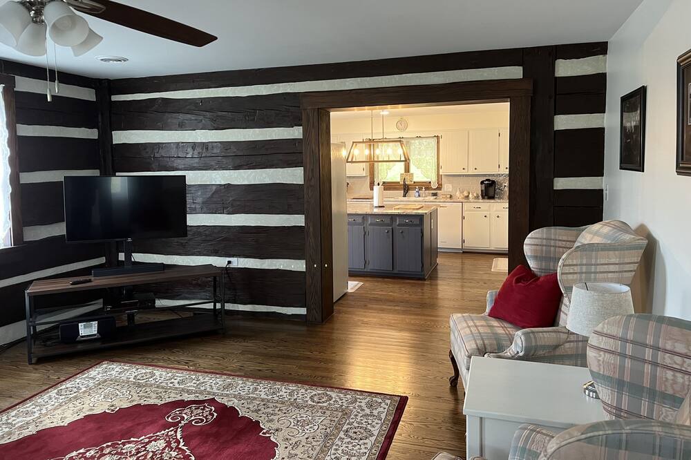 Photo of Livingroom in Tyrone