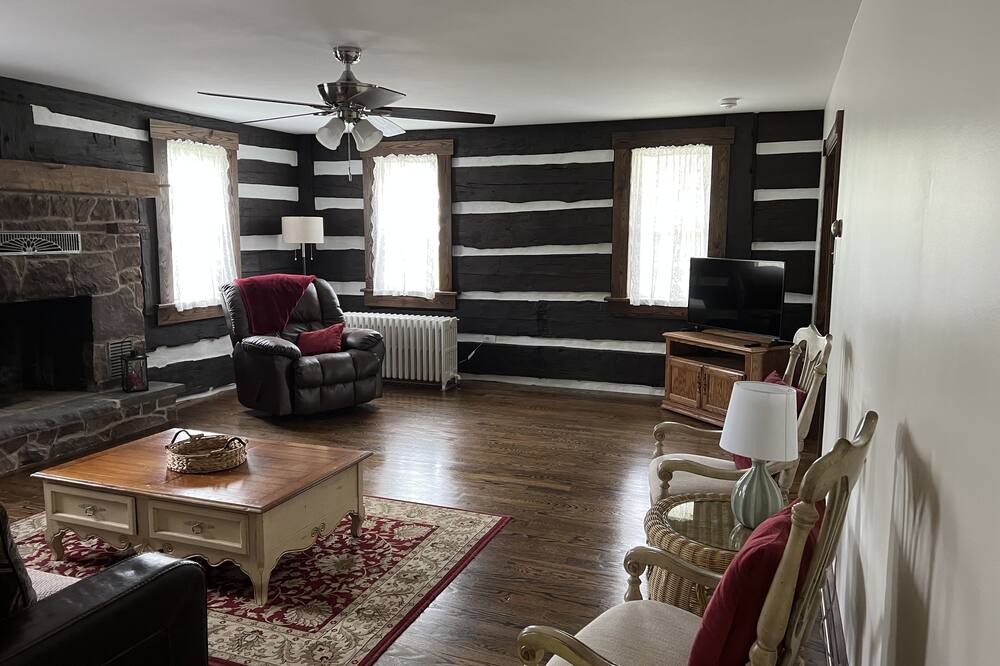 Photo of Livingroom in Tyrone