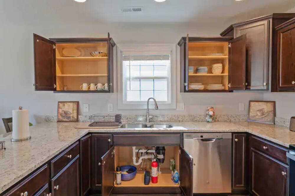 Photo of Kitchen in Piney Green