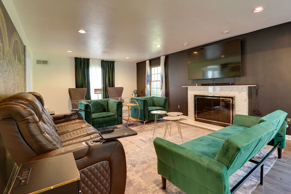 Photo of Livingroom in Canfield