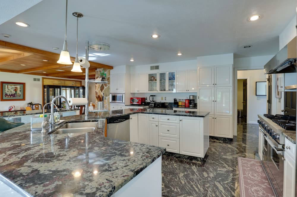 Photo of Kitchen in Canfield