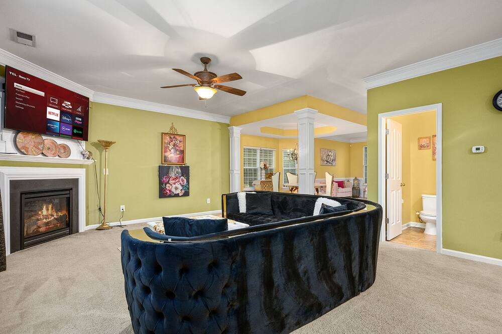Photo of Livingroom in High Point