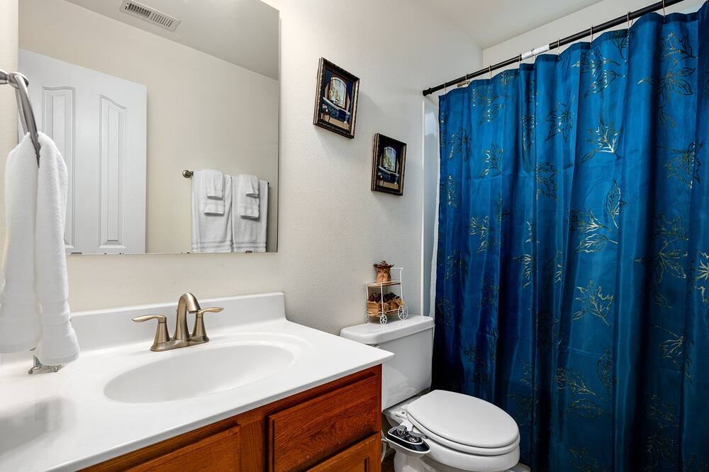 Photo of Bathroom in High Point