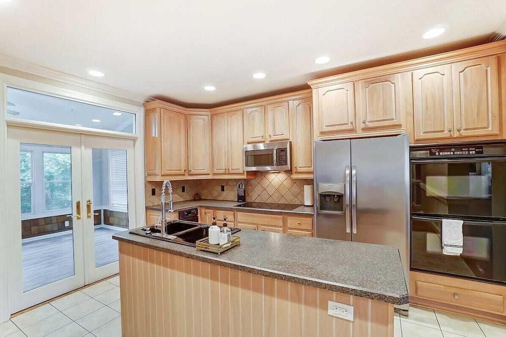 Photo of Kitchen in Wessex Square