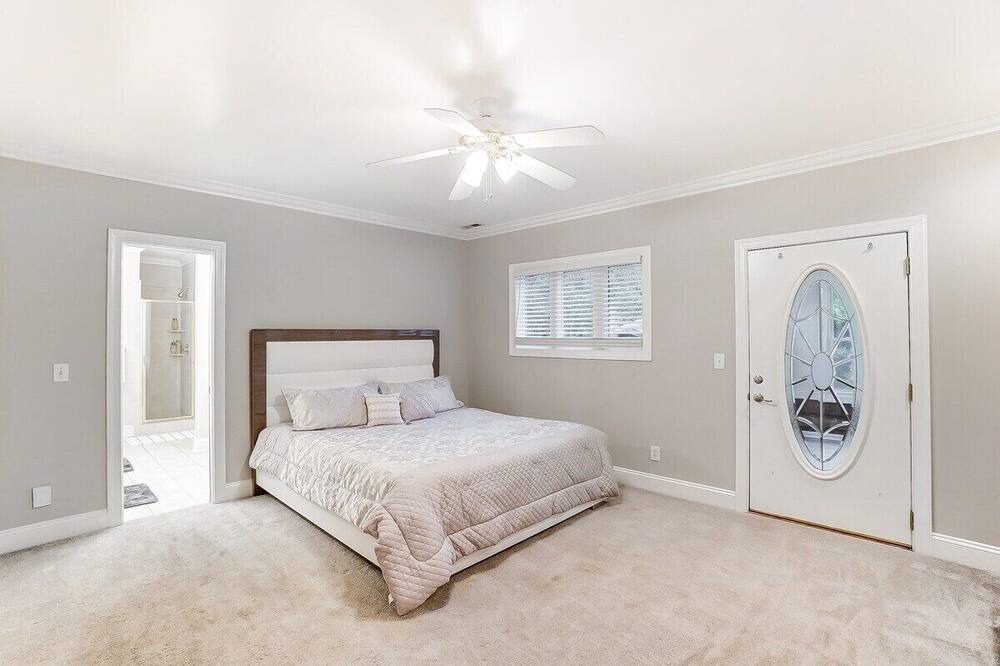 Photo of Bedroom in Wessex Square