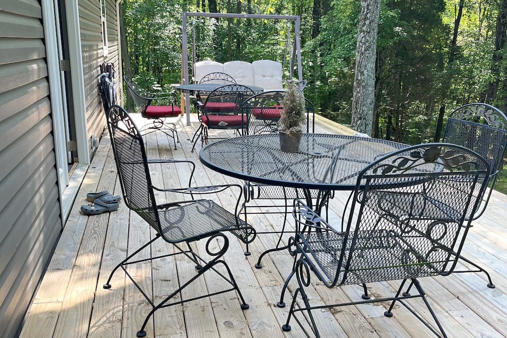 Photo of Outdoor in Mariah Hill