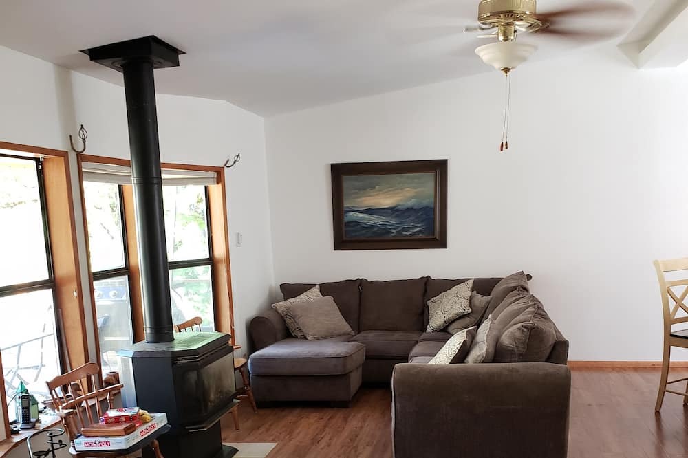 Photo of Livingroom in Troy