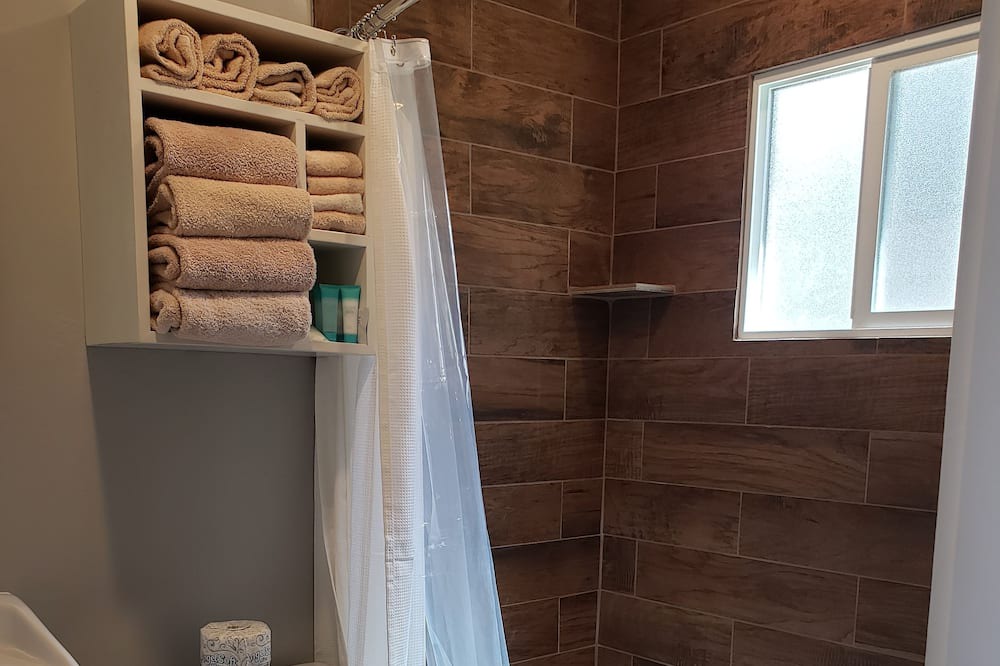 Photo of Bathroom in Dutch John