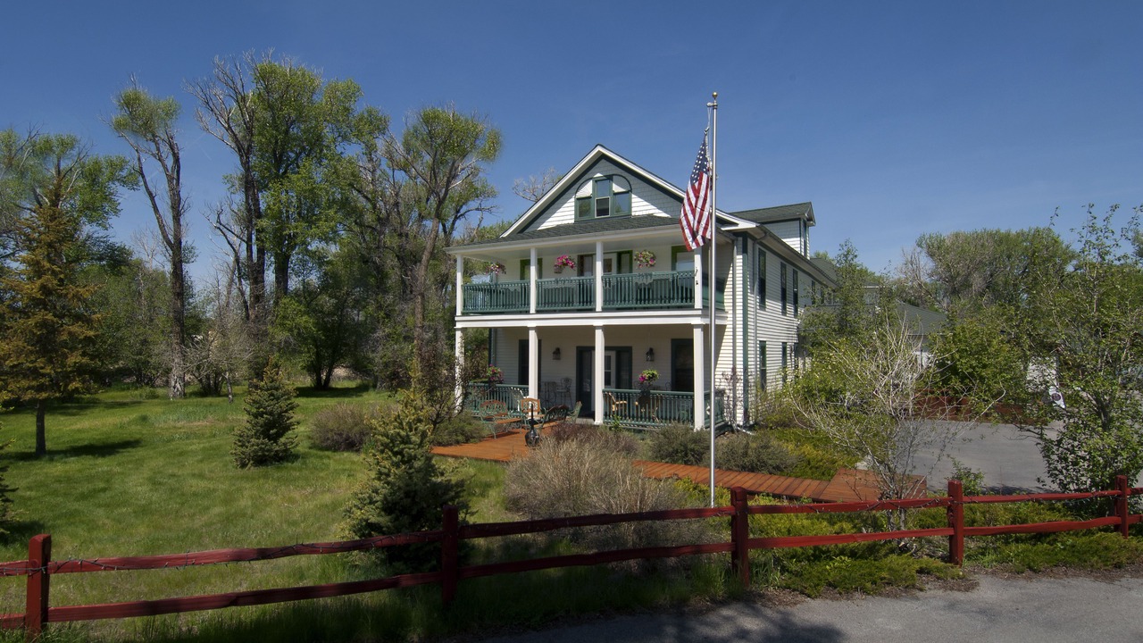 Photo of Outdoor in Elk Mountain