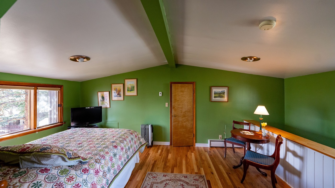 Photo of Bedroom in Pinedale