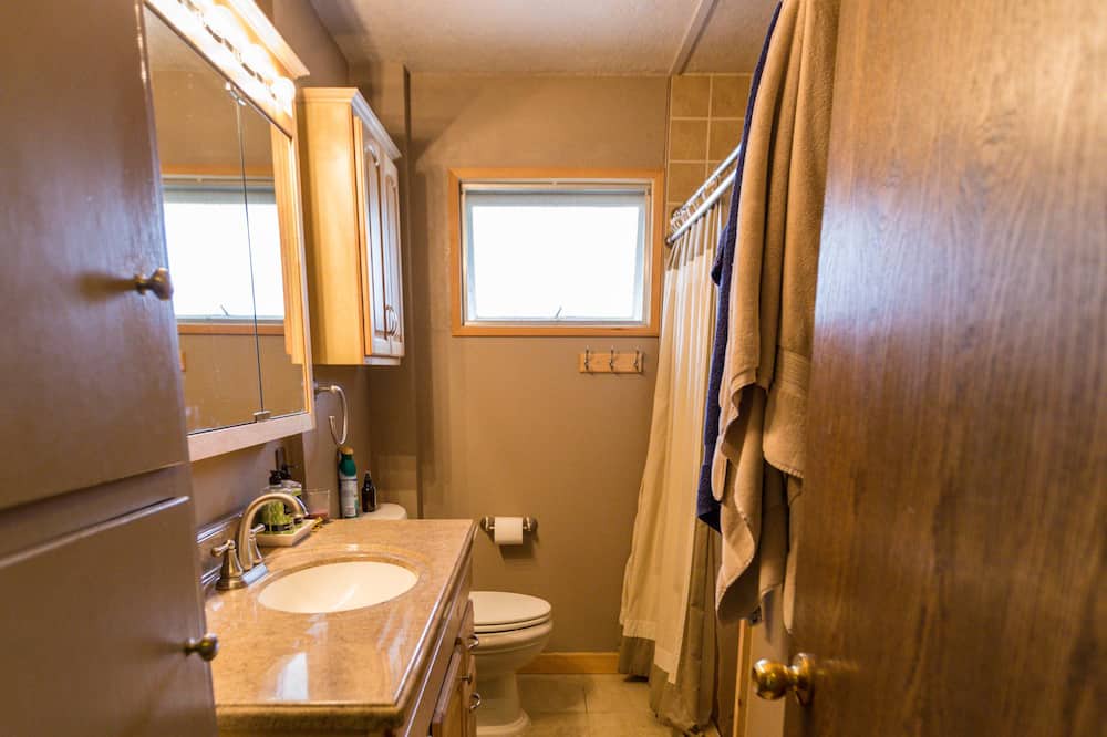 Photo of Bathroom in Thompson Falls