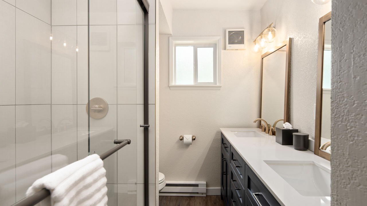 Photo of Bathroom in Pullman