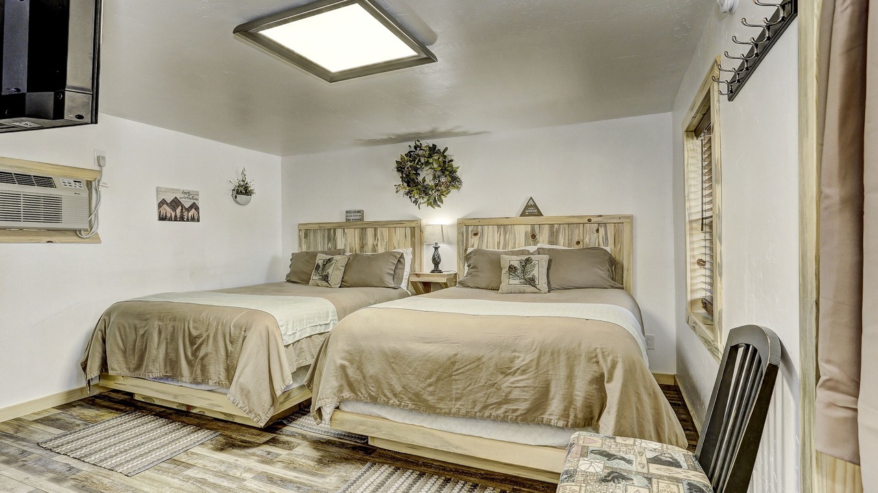 Photo of Bedroom in Cascade