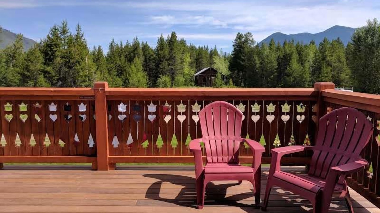 Photo of Patio Balcony in West Glacier