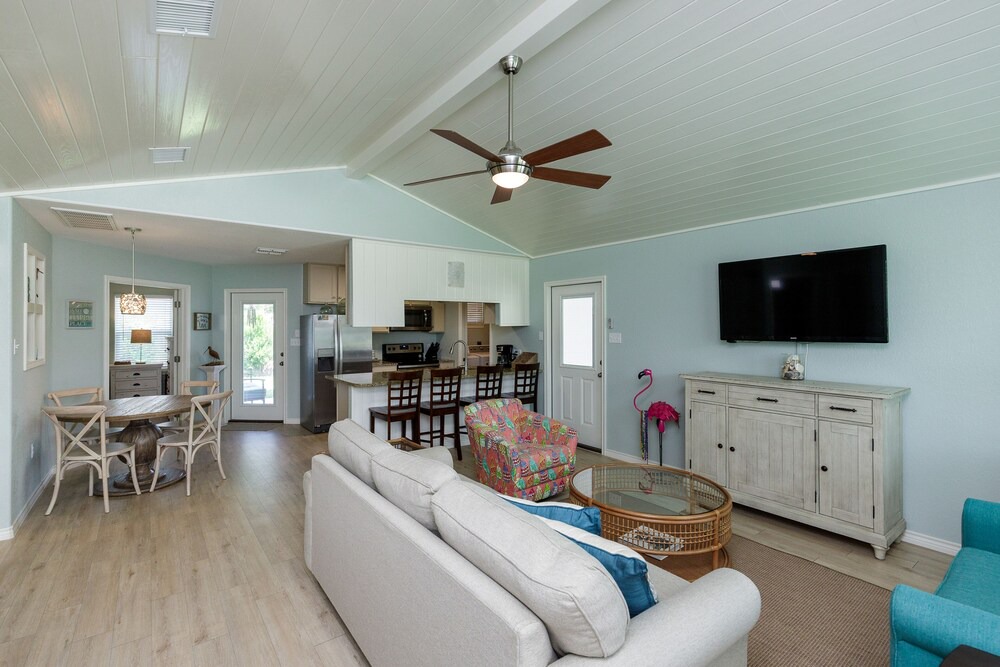 Photo of Livingroom in Rockport