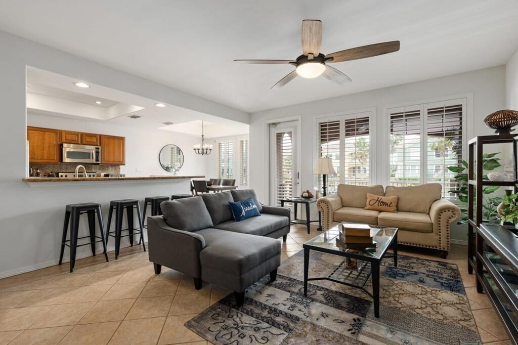 Photo of Livingroom in Laguna Vista