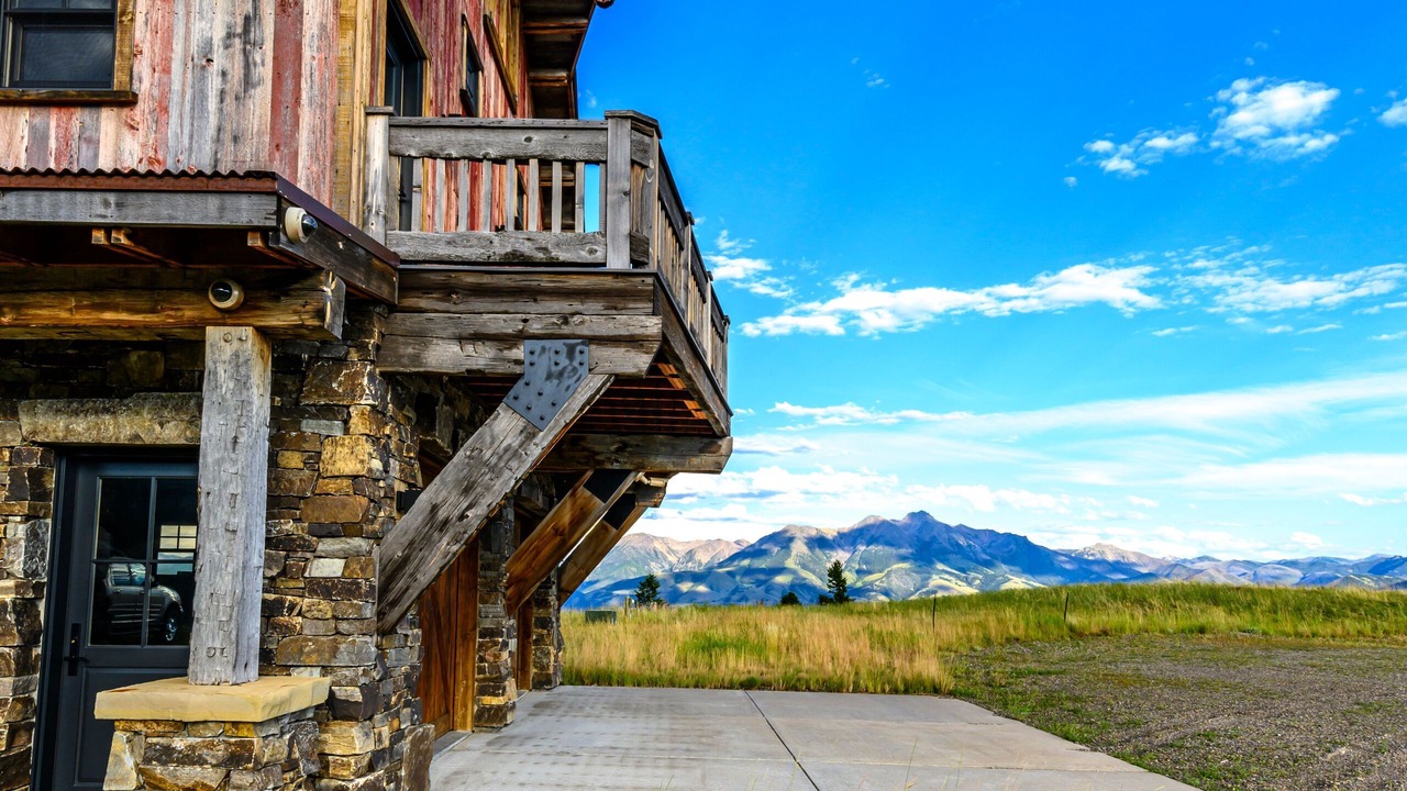 Photo of Outdoor in Emigrant