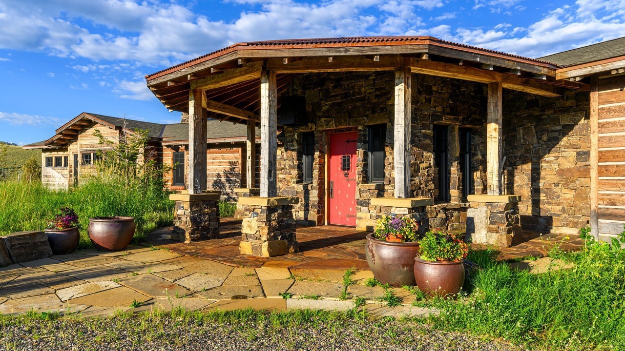 Photo of Outdoor in Emigrant